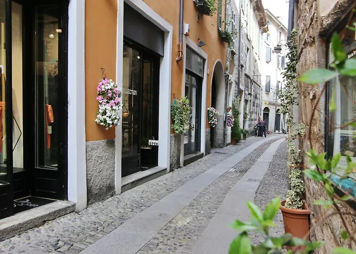 Apartmán Italianway - Vitani 30 *