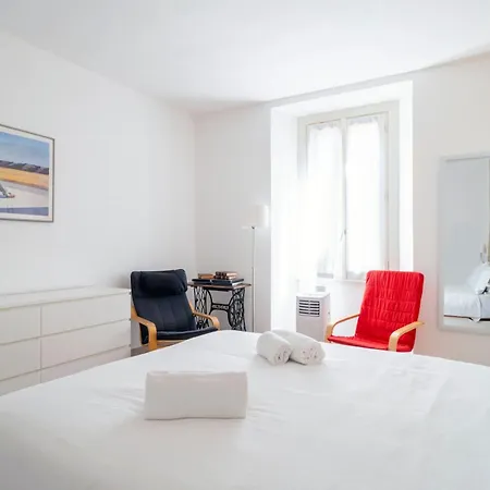 Apartamento Vitani 30 - Nel Cuore Del Centro Storico Di Como